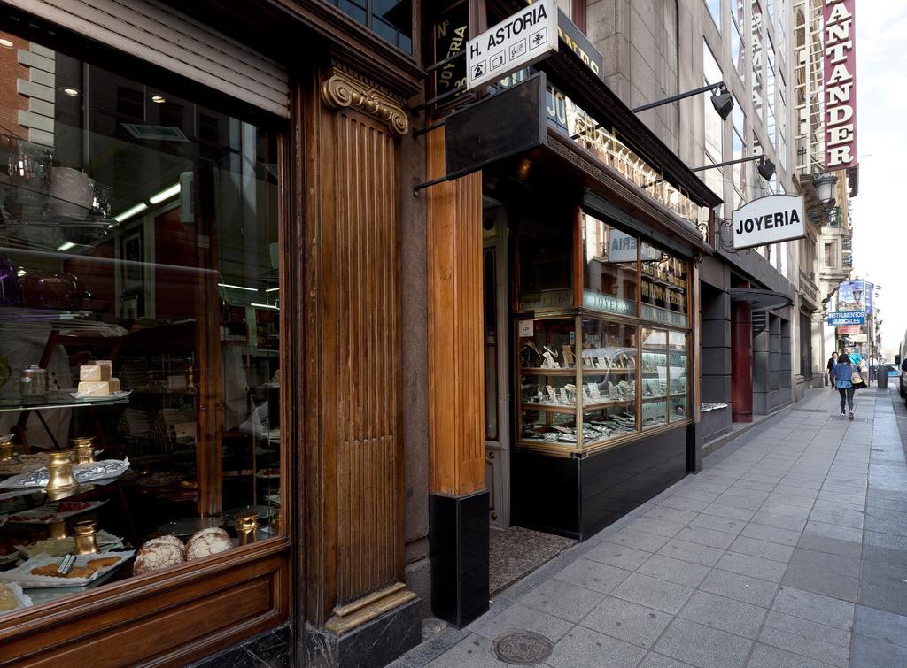 Hostal Astoria Madrid Exterior photo